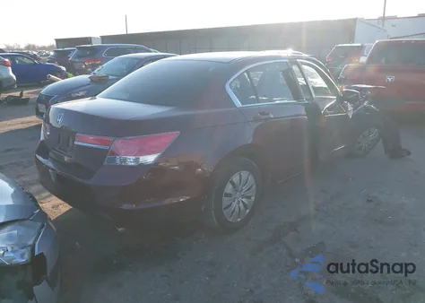 2011 Honda Accord 2.4 Lx z USA, uszkodzony, nr VIN 1HGCP2F31BA084124